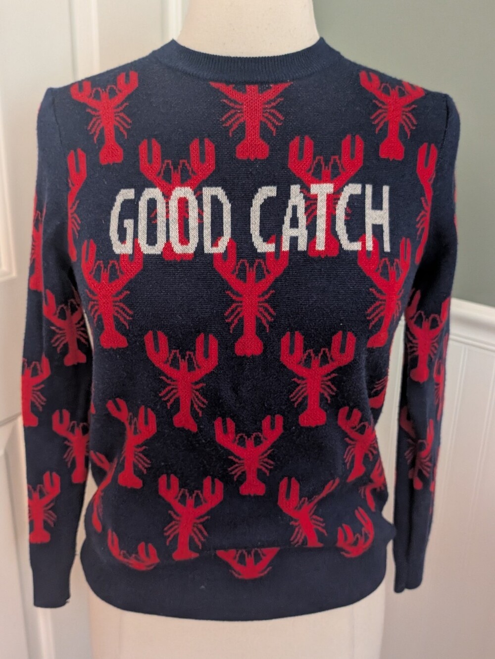 Women's Vineyard Vines Lobster Good Catch Sweater Medium Navy Red